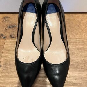 STUART WEITZMAN black heels